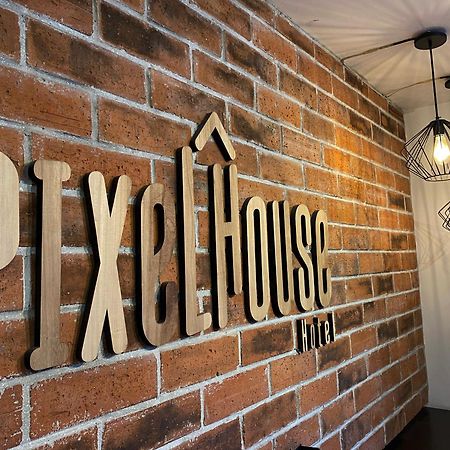 Ayenda 1224 Pixel House (Adults Only) Hotel เมเดยิน ภายนอก รูปภาพ