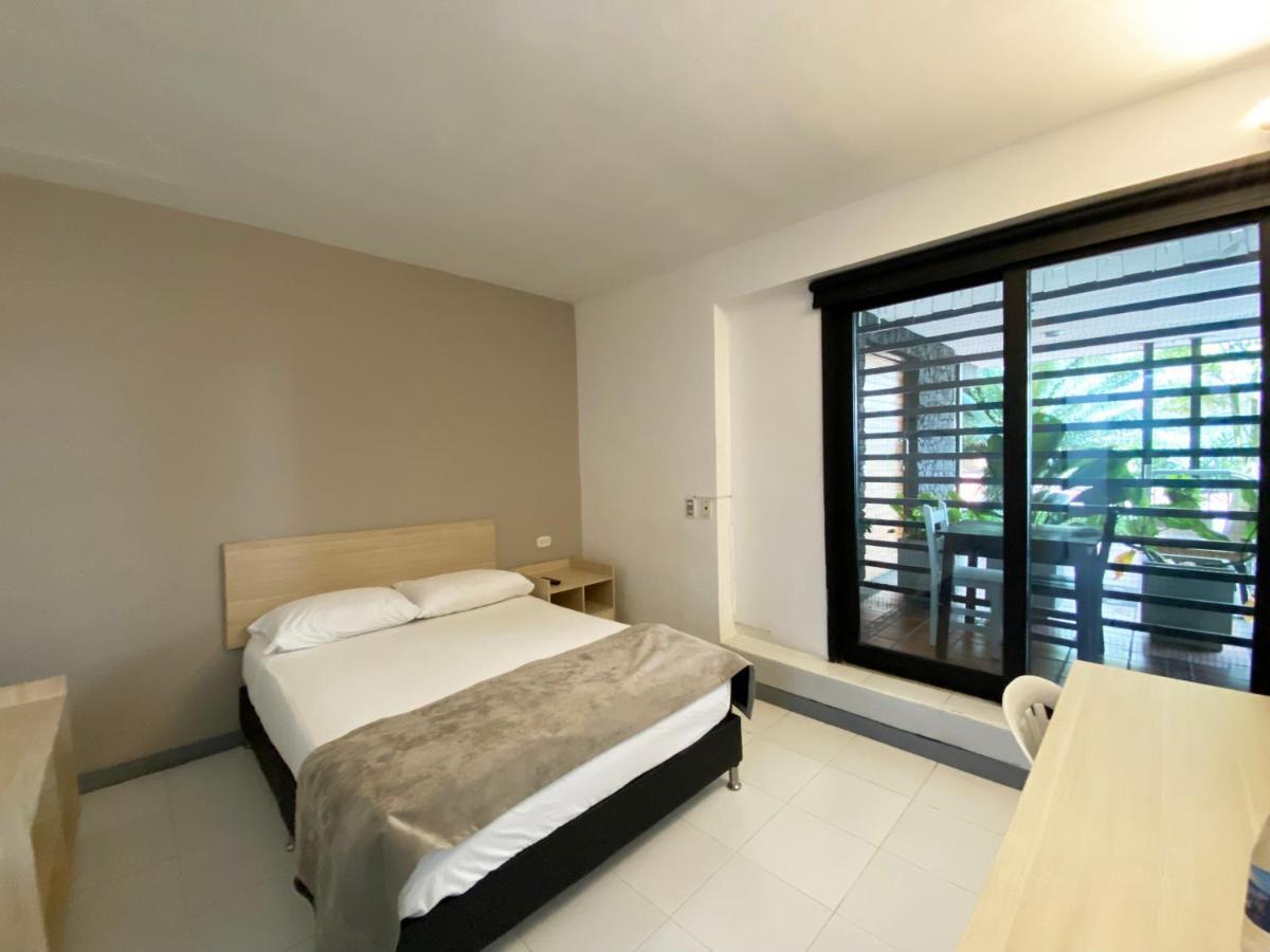 Ayenda 1224 Pixel House (Adults Only) Hotel เมเดยิน ภายนอก รูปภาพ