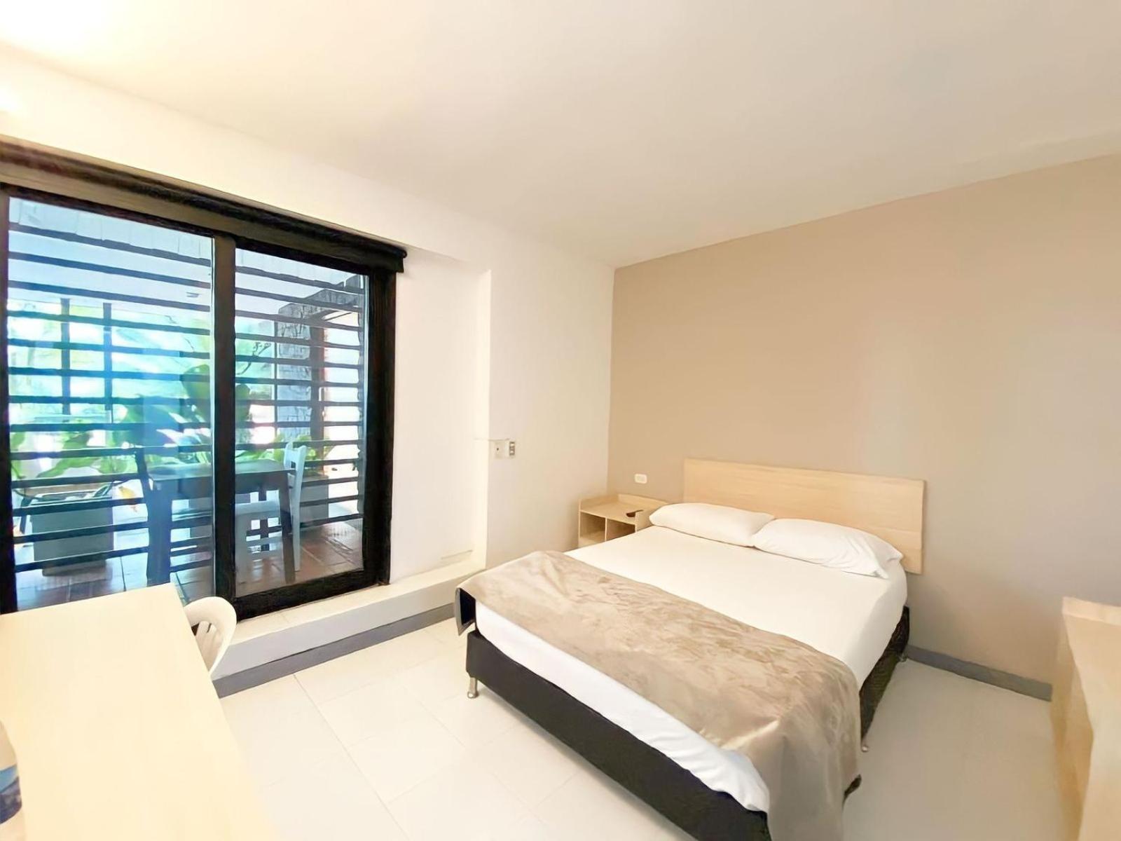 Ayenda 1224 Pixel House (Adults Only) Hotel เมเดยิน ภายนอก รูปภาพ
