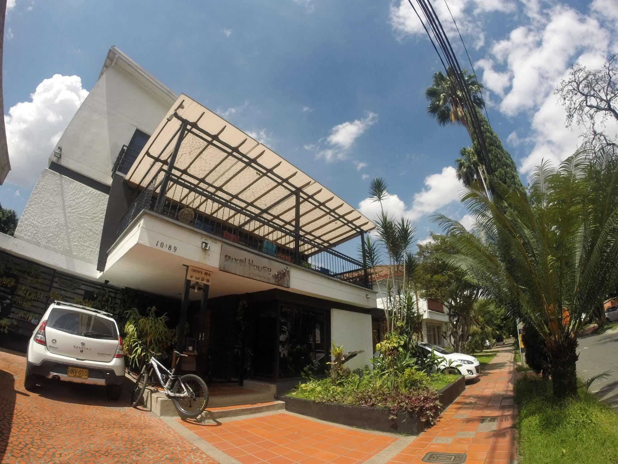 Ayenda 1224 Pixel House (Adults Only) Hotel เมเดยิน ภายนอก รูปภาพ