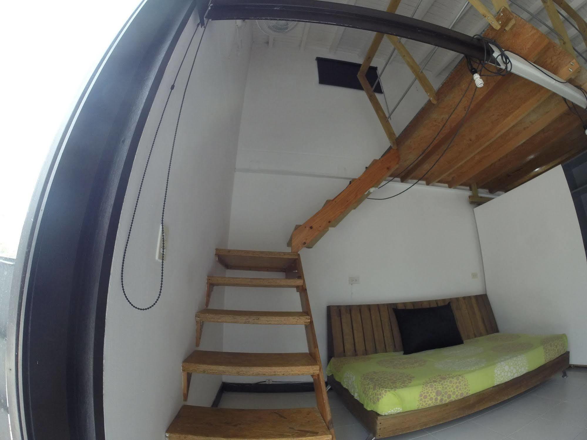 Ayenda 1224 Pixel House (Adults Only) Hotel เมเดยิน ภายนอก รูปภาพ